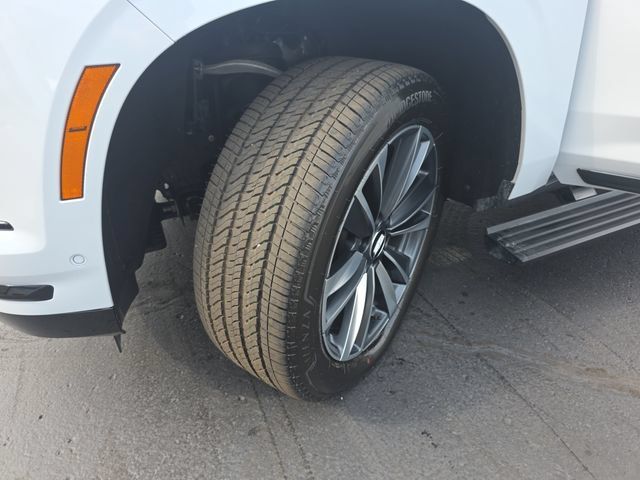 Certified 2026 Cadillac Escalade Sport w/ LPO, Floor Liner Package AWD/4WD image 36