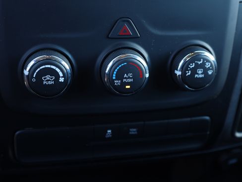 Used 2022 RAM 1500 Tradesman w/ Tradesman SXT Package image 30