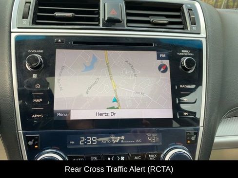 Used 2018 Subaru Outback 2.5i Premium image 21