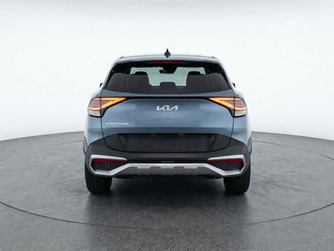 Used 2025 Kia Sportage LX image 7