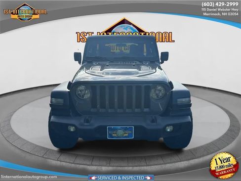 Used 2019 Jeep Wrangler Unlimited Sport AWD/4WD image 3