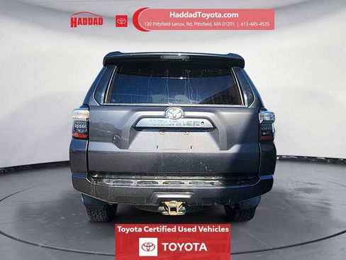 Certified 2016 Toyota 4Runner SR5 Premium AWD/4WD image 4