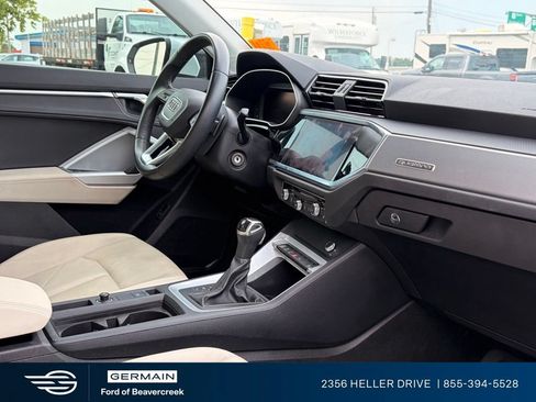 Used 2022 Audi Q3 2.0T Premium AWD/4WD image 6