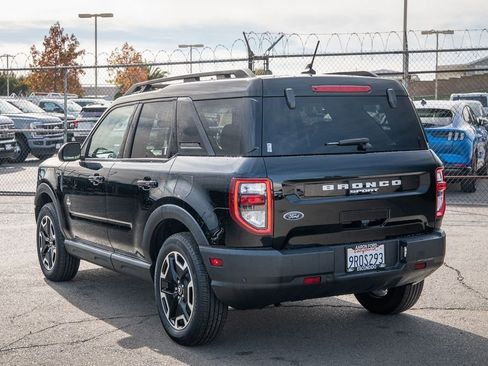 Used 2024 Ford Bronco Sport Outer Banks w/ Tech Package image 13