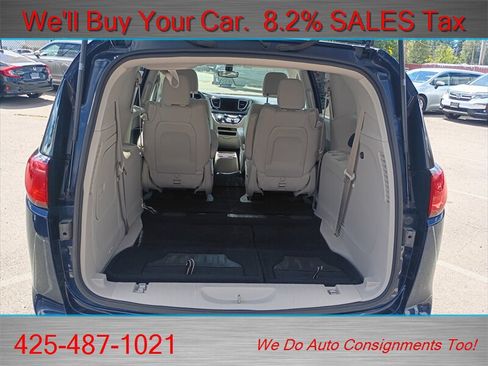 Used 2018 Chrysler Pacifica Touring Plus FWD image 9