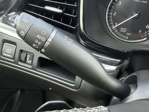 Certified 2024 Cadillac XT5 Premium Luxury FWD image 41
