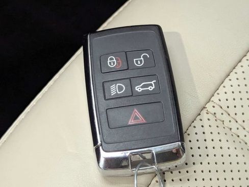 Used 2022 Land Rover Range Rover Sport HSE Silver Edition AWD/4WD image 23