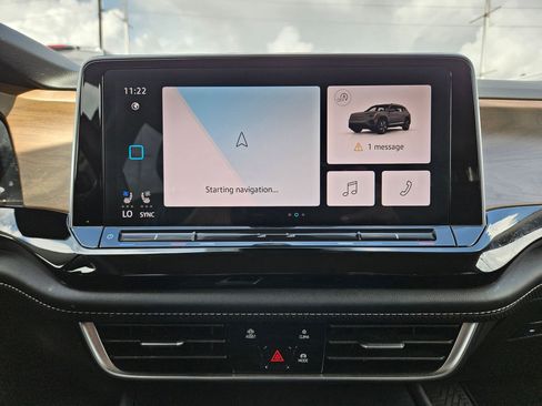Used 2024 Volkswagen Atlas SE FWD image 25