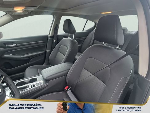 Used 2025 Nissan Altima 2.5 SV w/ SV Premium Package image 21