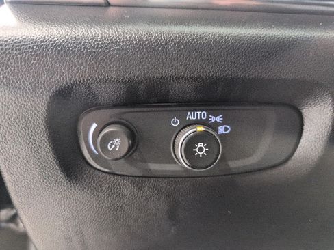 Certified 2023 Chevrolet Traverse LT AWD/4WD image 10
