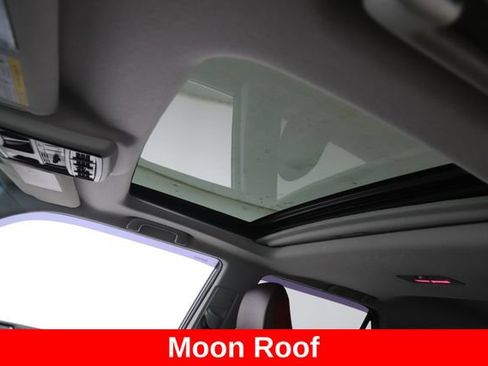 Used 2018 Toyota 4Runner Limited AWD/4WD image 18