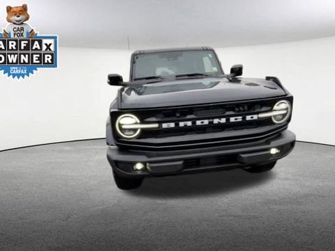 Certified 2025 Ford Bronco Outer Banks AWD/4WD image 3