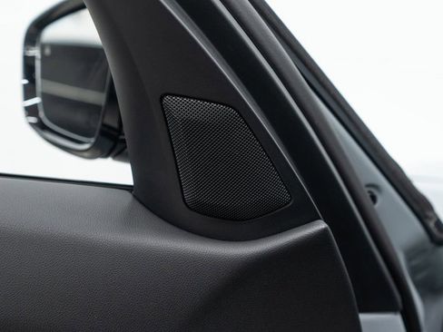 Used 2025 BMW 330i xDrive Sedan image 57