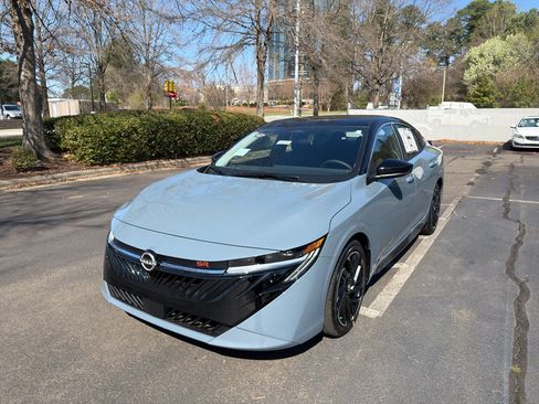 New 2026 Nissan Sentra SR w/ Floor Mat Package image 3