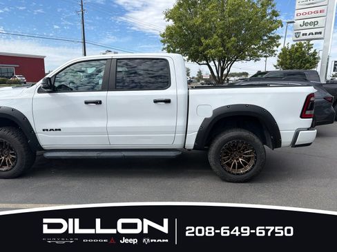 Used 2023 RAM 1500 Laramie AWD/4WD image 4