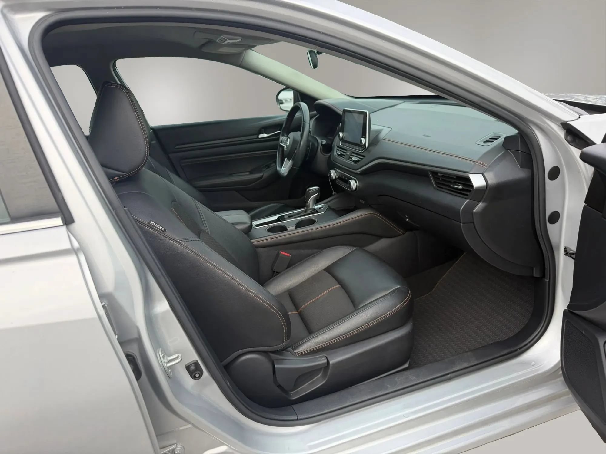 Used 2020 Nissan Altima 2.5 SR FWD image 27