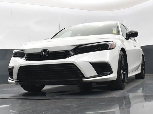 Used 2024 Honda Civic Sport image 33