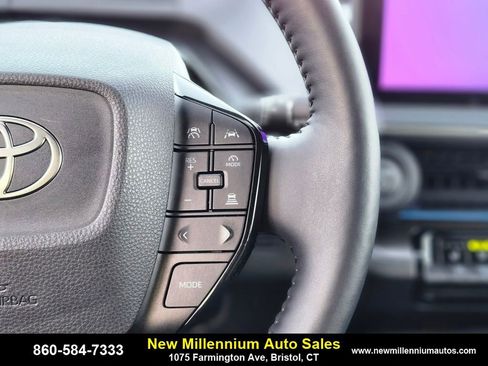 Used 2023 Toyota Prius Limited image 26