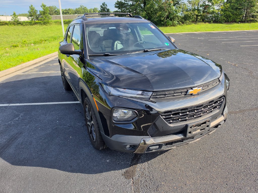 Used 2021 Chevrolet TrailBlazer ACTIV w/ Sun and Liftgate Package AWD/4WD image 3