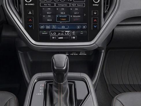Certified 2025 Subaru Crosstrek 2.5i Limited AWD/4WD image 16
