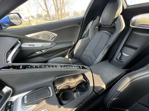 Used 2021 Chevrolet Corvette 2LT w/ Battery Protection Package image 21