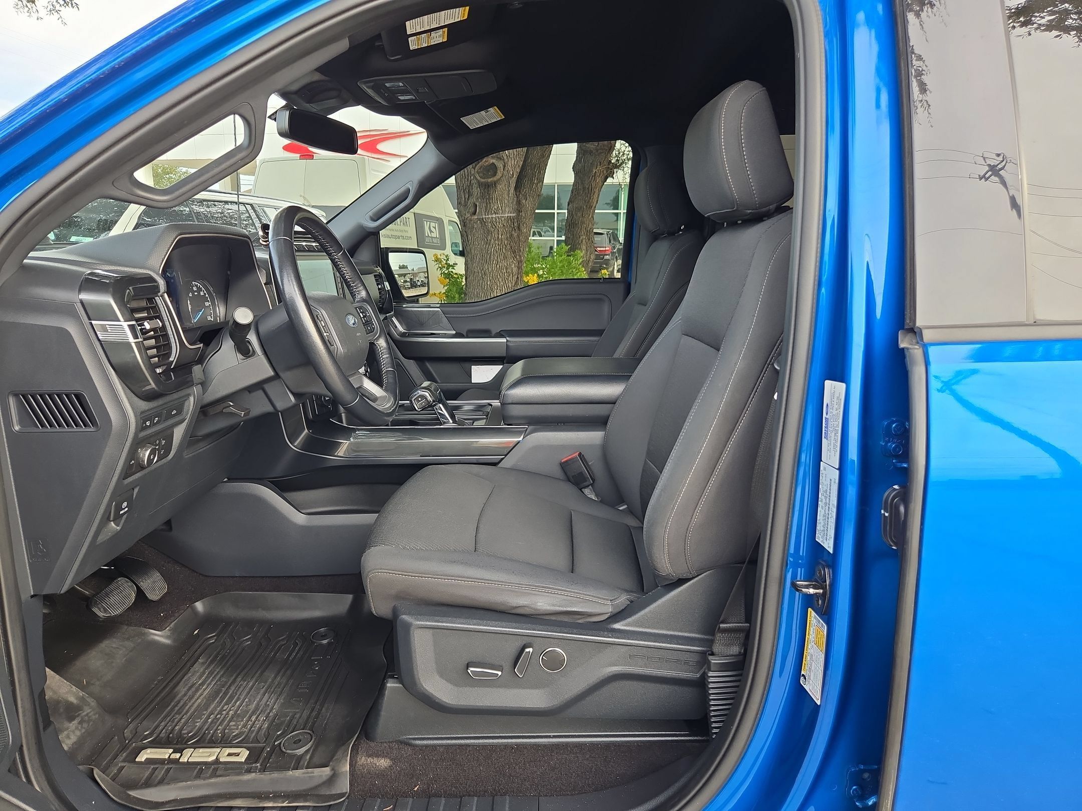Used 2021 Ford F150 XLT w/ Equipment Group 302A High AWD/4WD image 9
