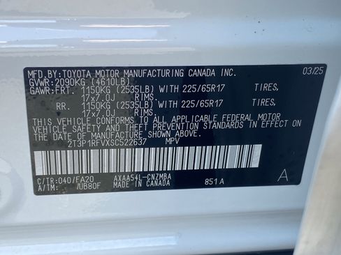 Used 2025 Toyota RAV4 XLE w/ Convenience Package image 32