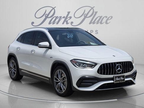 Used 2023 Mercedes-Benz GLA 35 AMG 4MATIC image 4
