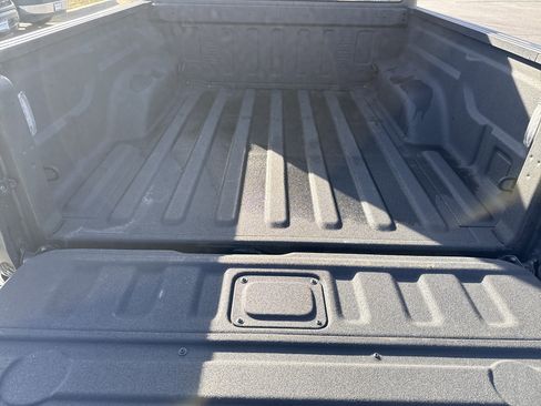 Used 2023 Jeep Gladiator Rubicon w/ Cold Weather Group image 27