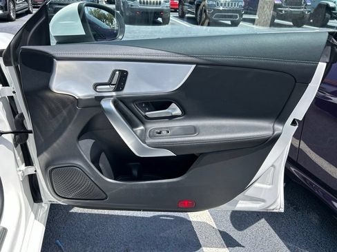Used 2025 Mercedes-Benz CLA 250 image 43