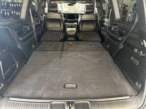 Used 2022 Jeep Wagoneer Series III w/ Flexible Seating Group AWD/4WD image 44
