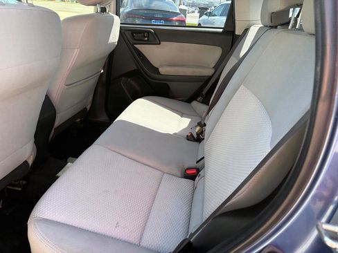 Used 2015 Subaru Forester 2.5i w/ Alloy Wheel Package AWD/4WD image 9