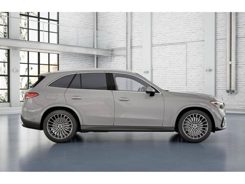 New 2026 Mercedes-Benz GLC 300 4MATIC image 17
