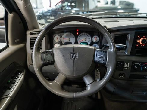 Used 2007 Dodge Ram 2500 Truck SLT AWD/4WD image 16