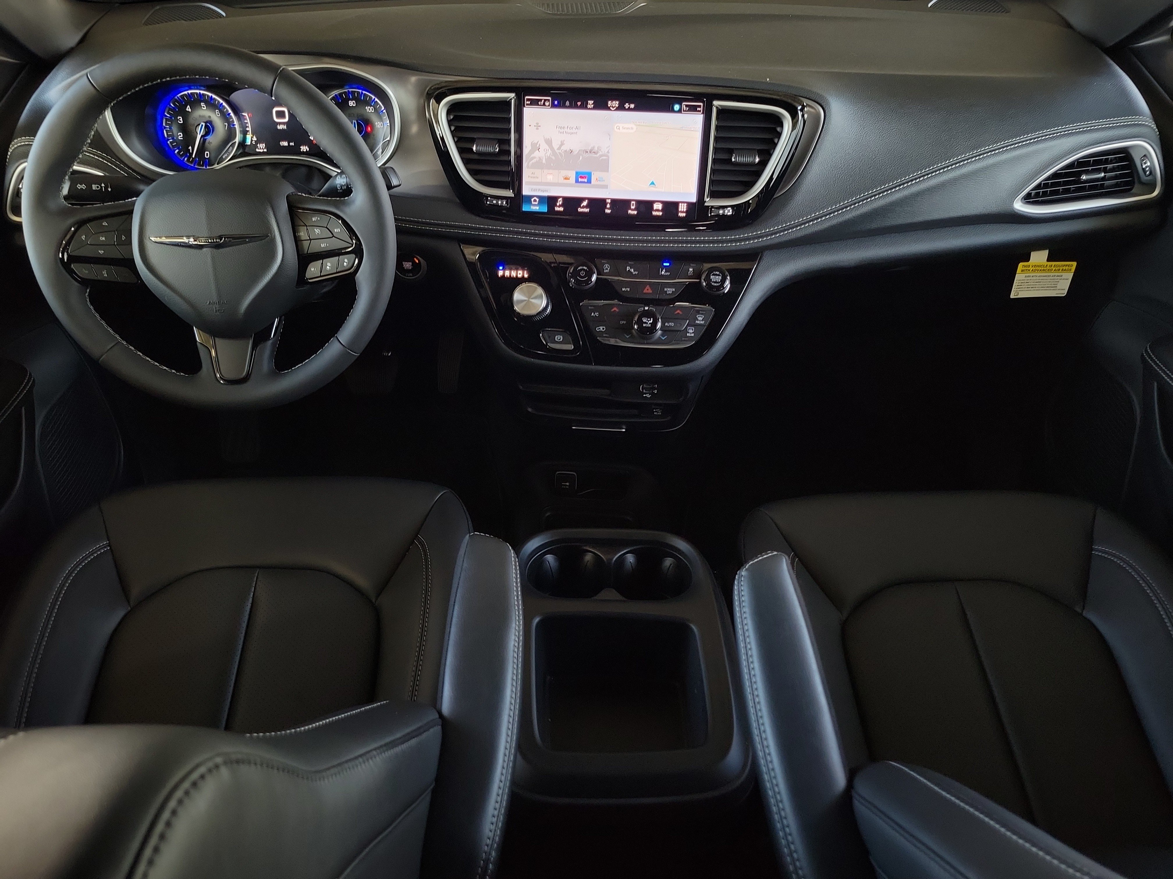 New 2026 Chrysler Pacifica Select FWD image 11