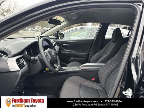 Used 2021 Toyota C-HR LE image 18