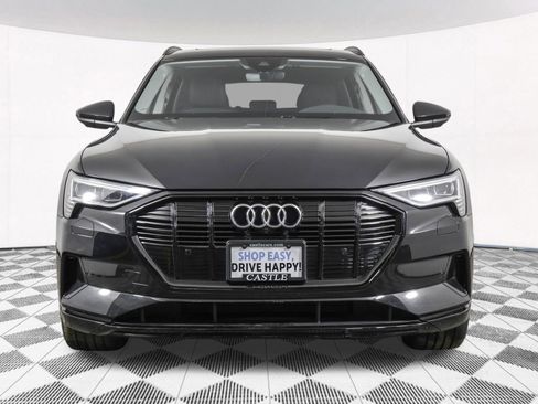 Used 2021 Audi e-tron Premium w/ Convenience Plus Package image 14