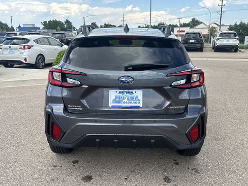 New 2025 Subaru Crosstrek 2.5i Limited w/ Popular Package #4A image 10