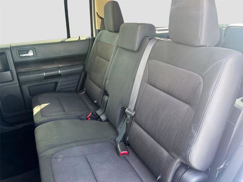 Used 2017 Ford Flex SEL image 26