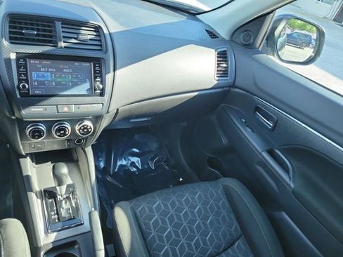 Used 2024 Mitsubishi Outlander Sport AWD image 16