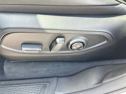 New 2025 Jeep Grand Cherokee L Altitude image 11