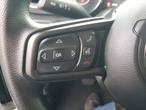 Used 2022 Jeep Gladiator Sport image 28