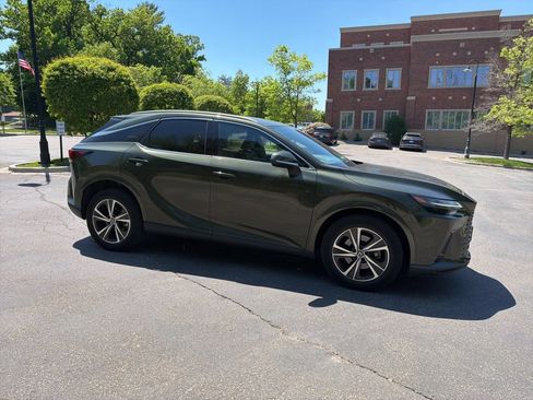 Used 2023 Lexus RX 350 Premium w/ Cold Area Package AWD/4WD image 16