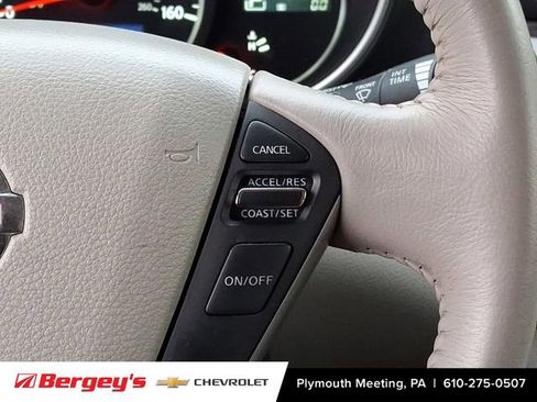 Used 2014 Nissan Quest SL image 25