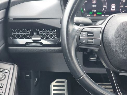 Used 2023 Honda Accord Sport image 11
