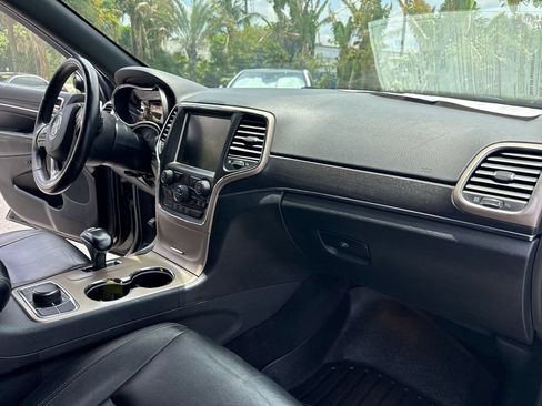 Used 2015 Jeep Grand Cherokee Limited AWD/4WD image 19