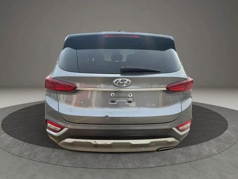 Used 2019 Hyundai Santa Fe SE image 3