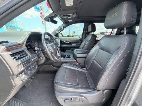 Used 2021 Chevrolet Suburban High Country AWD/4WD image 23