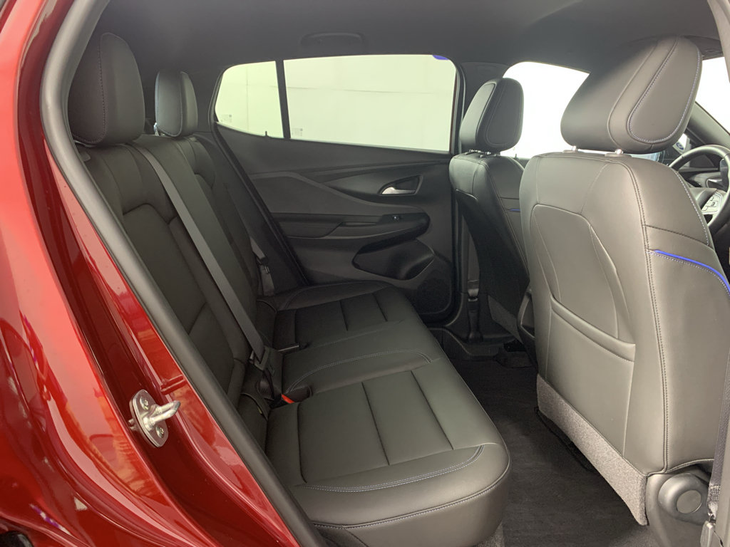 Used 2024 Buick Envista Sport Touring w/ Convenience I Package FWD image 37