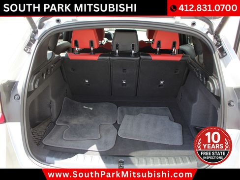 Used 2025 BMW X1 xDrive28i w/ M Sport Package AWD/4WD image 9